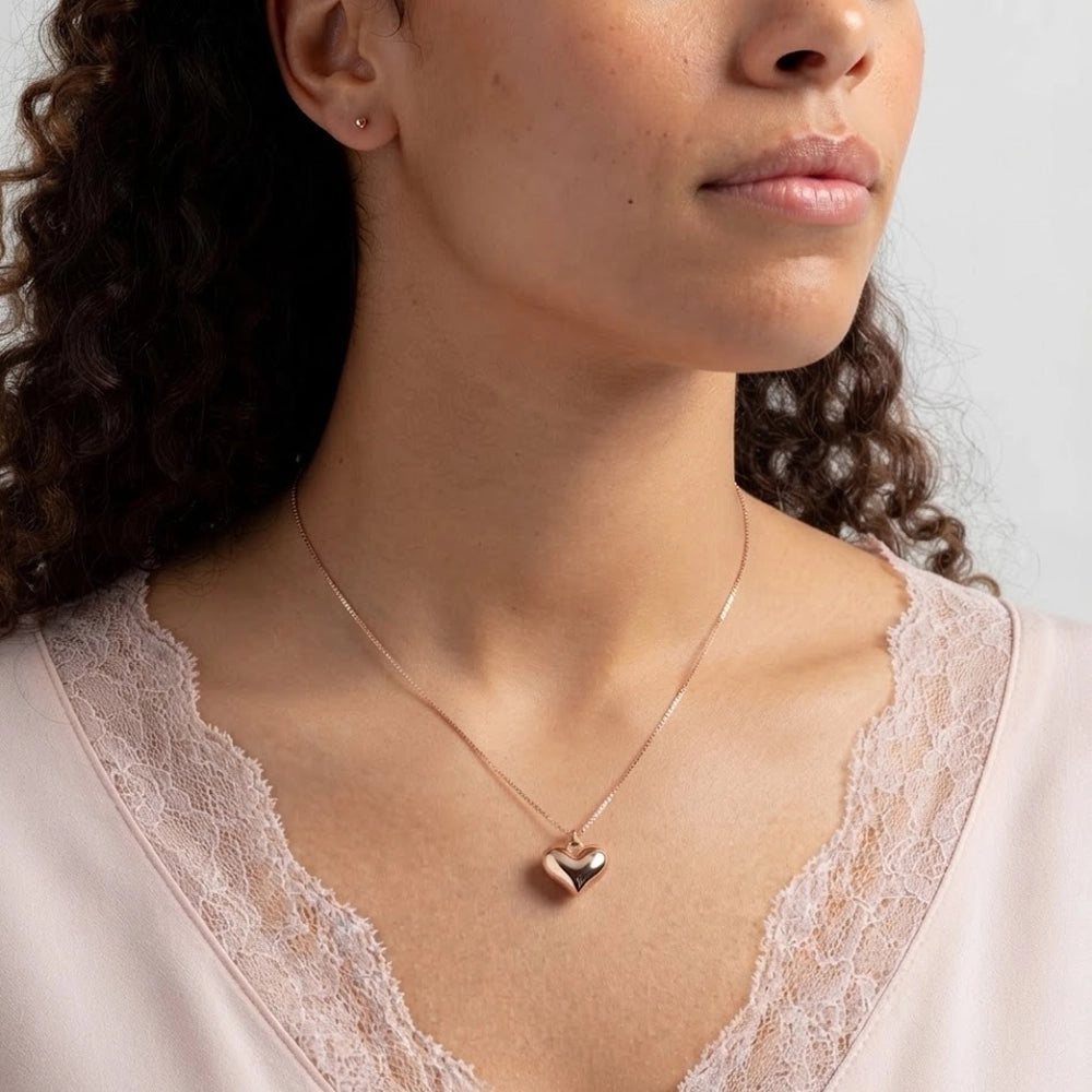 Darlené – Halsband med klassiskt hjärta