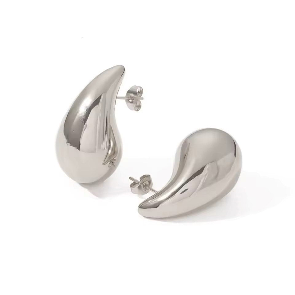 Ebba - Örhängen med droppform