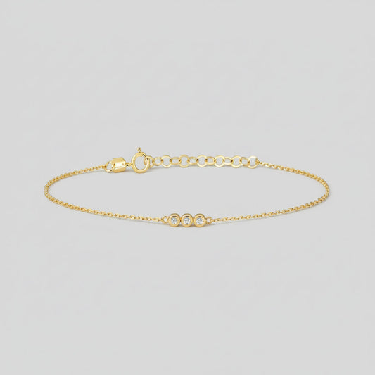 Estrid - Armband med tre stenar