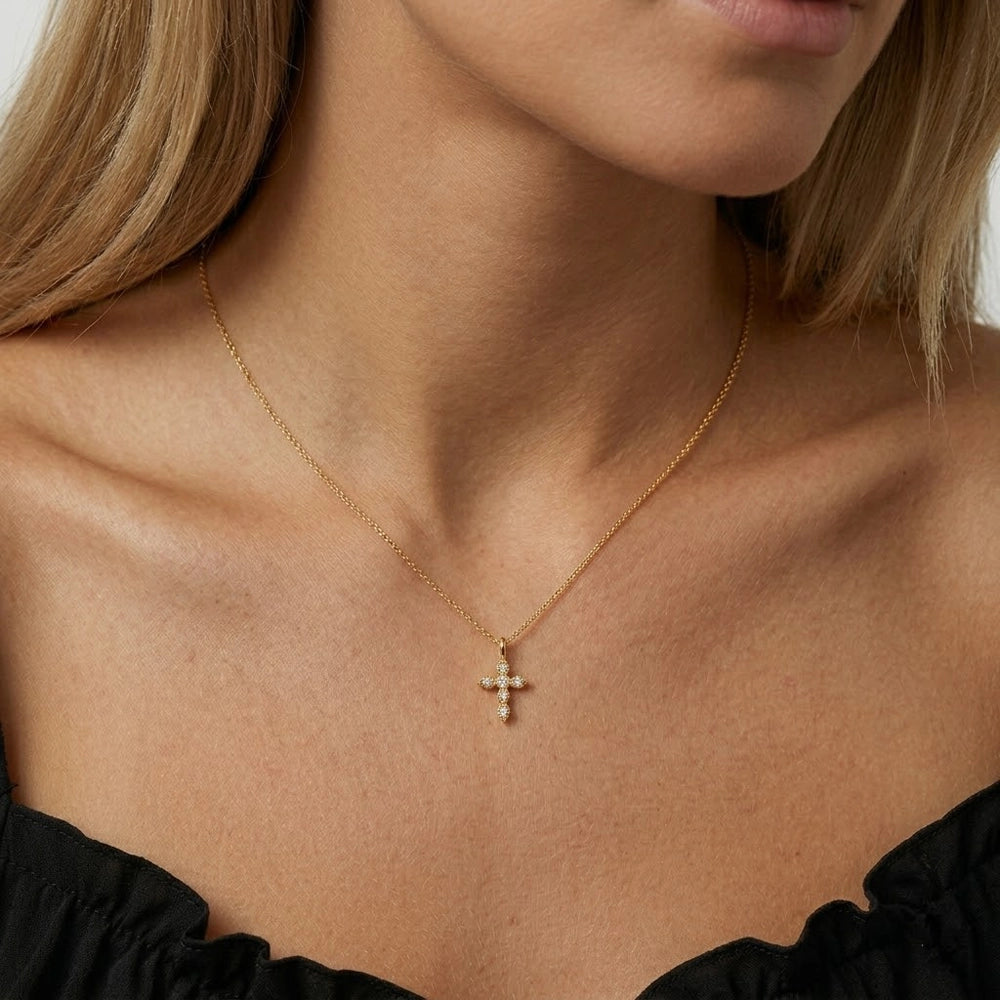 Faith – Halsband med korsdekoration