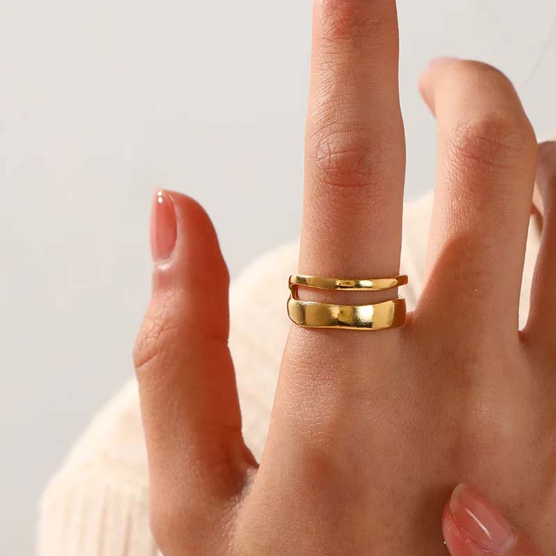 Freja - Justerbar ring med dubbla banor