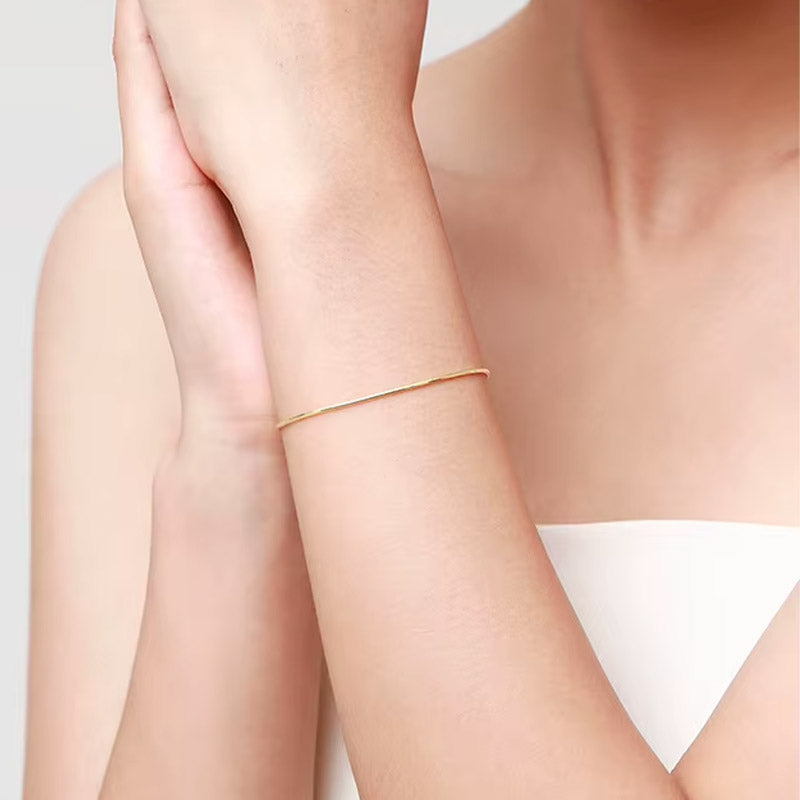 Gabriella - Armband i tunnare rundad ormbenskedja