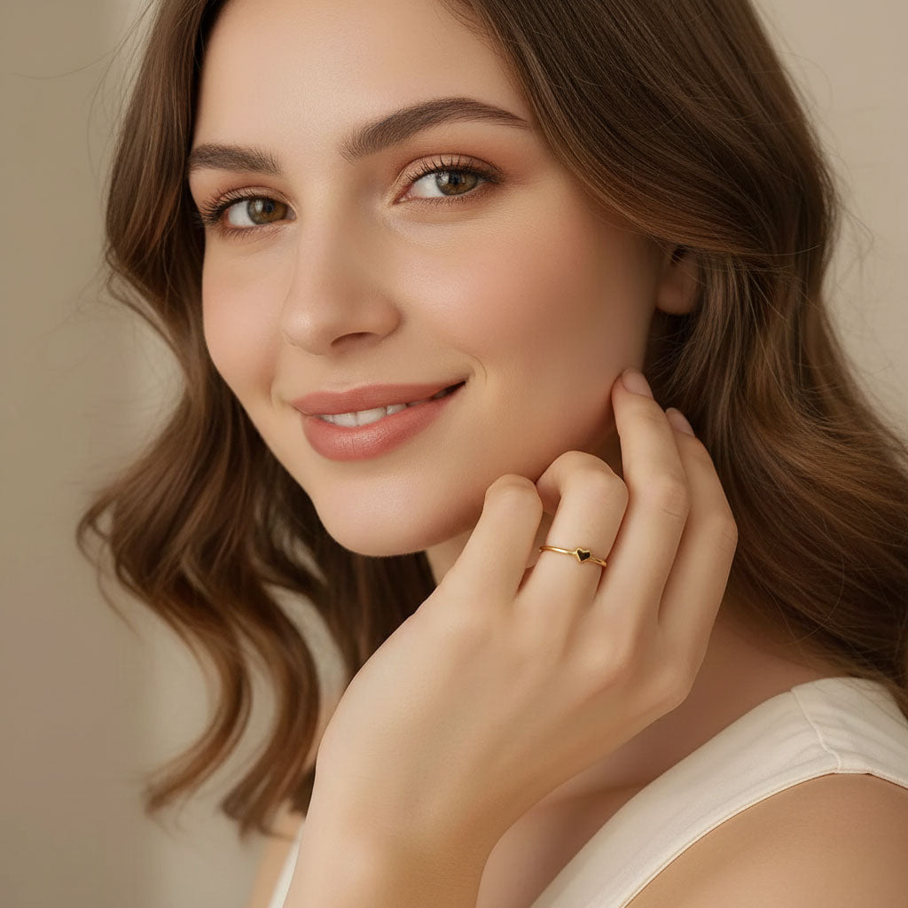 Gigi - Justerbar ring med litet hjärta