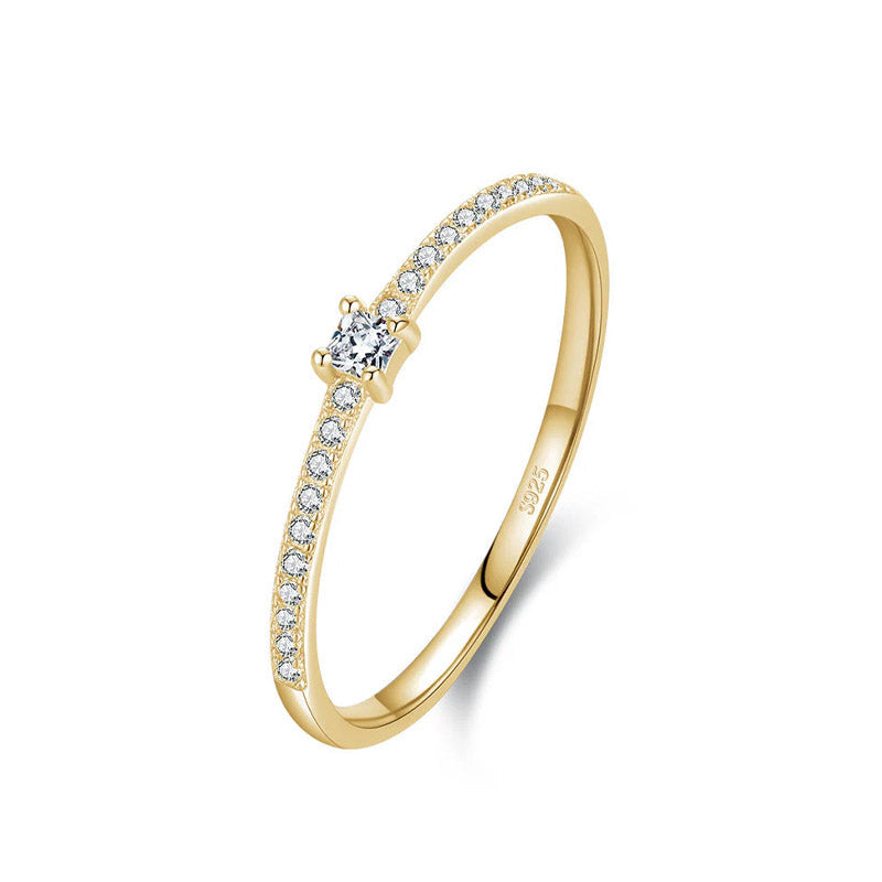 Gloria - Ring med liten sten