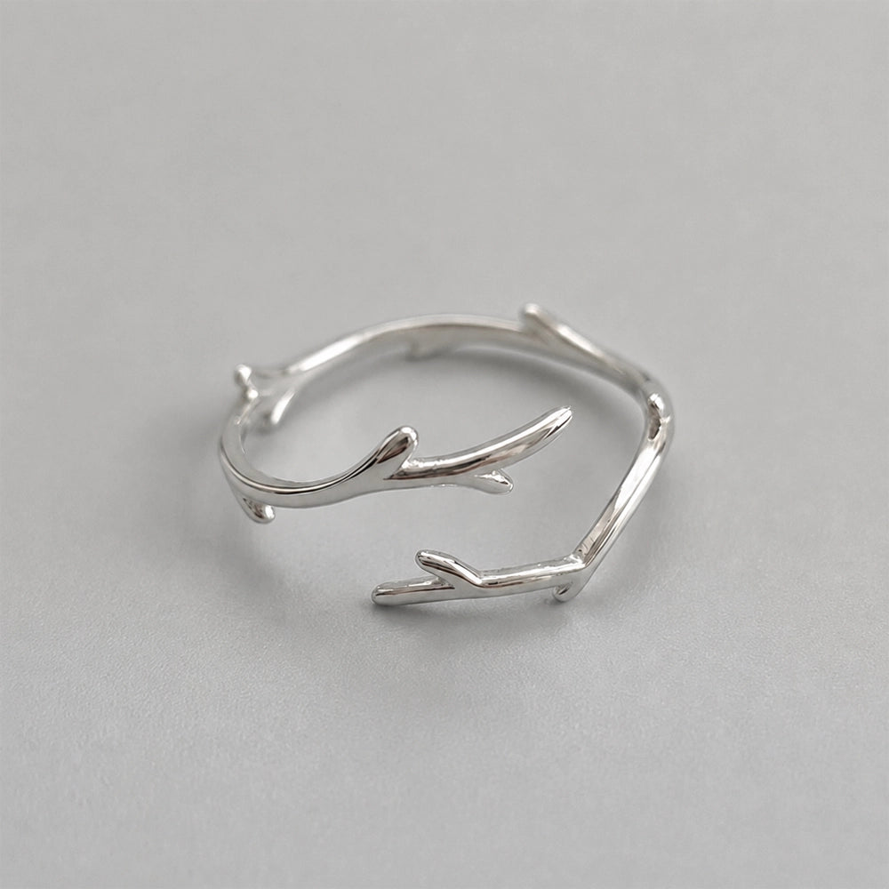 Grena – Justerbar ring med grendesign