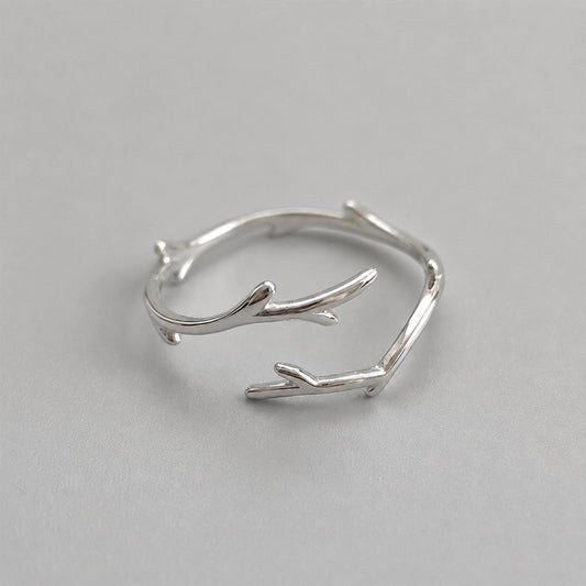Grena – Justerbar ring med grendesign