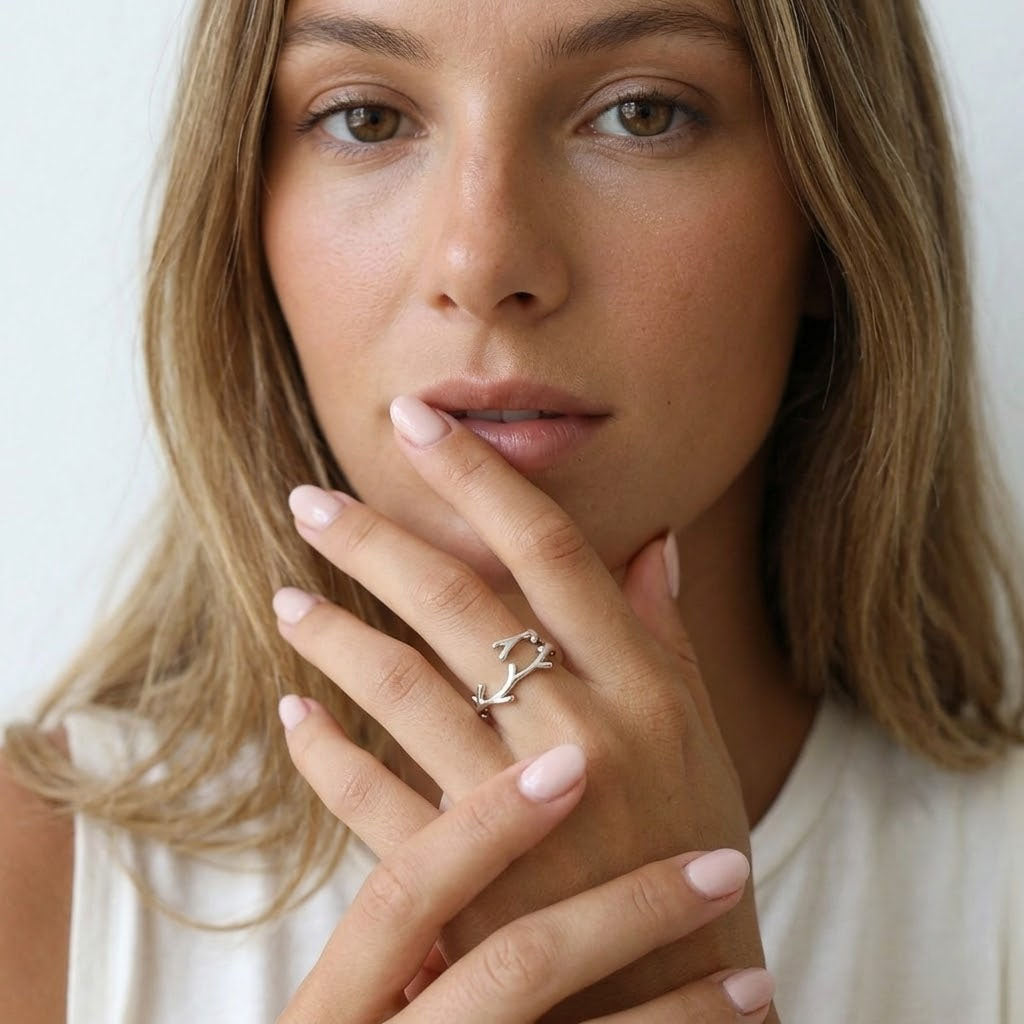 Grena - Justerbar ring med grendesign