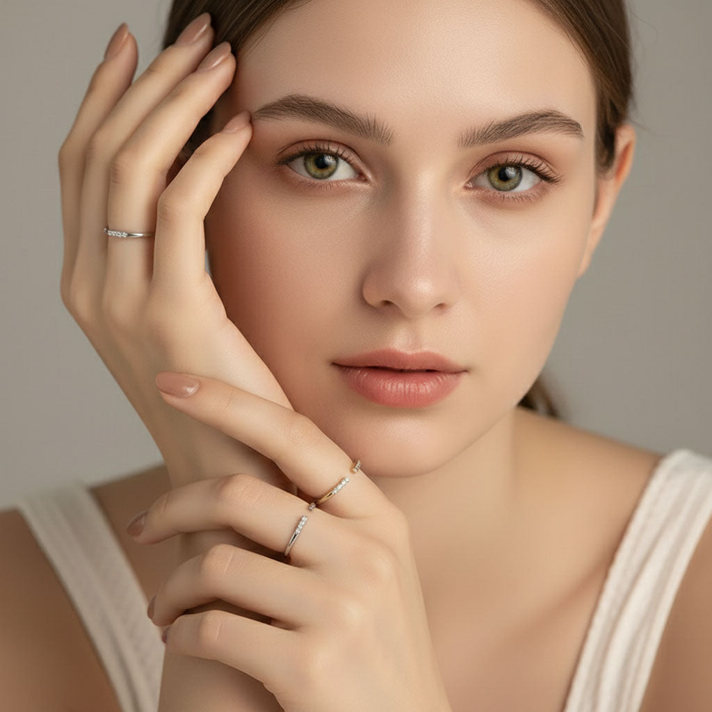 Hedwig - Justerbar ring med gnistrande stenar