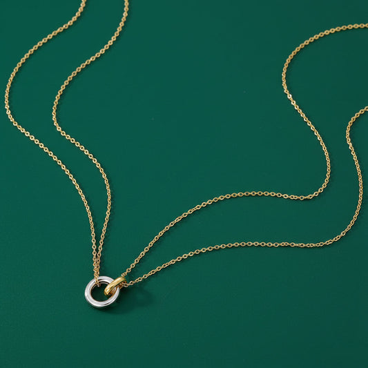 Isadora - Halsband med dubbla kedjor och sammanlänkat hängsmycke