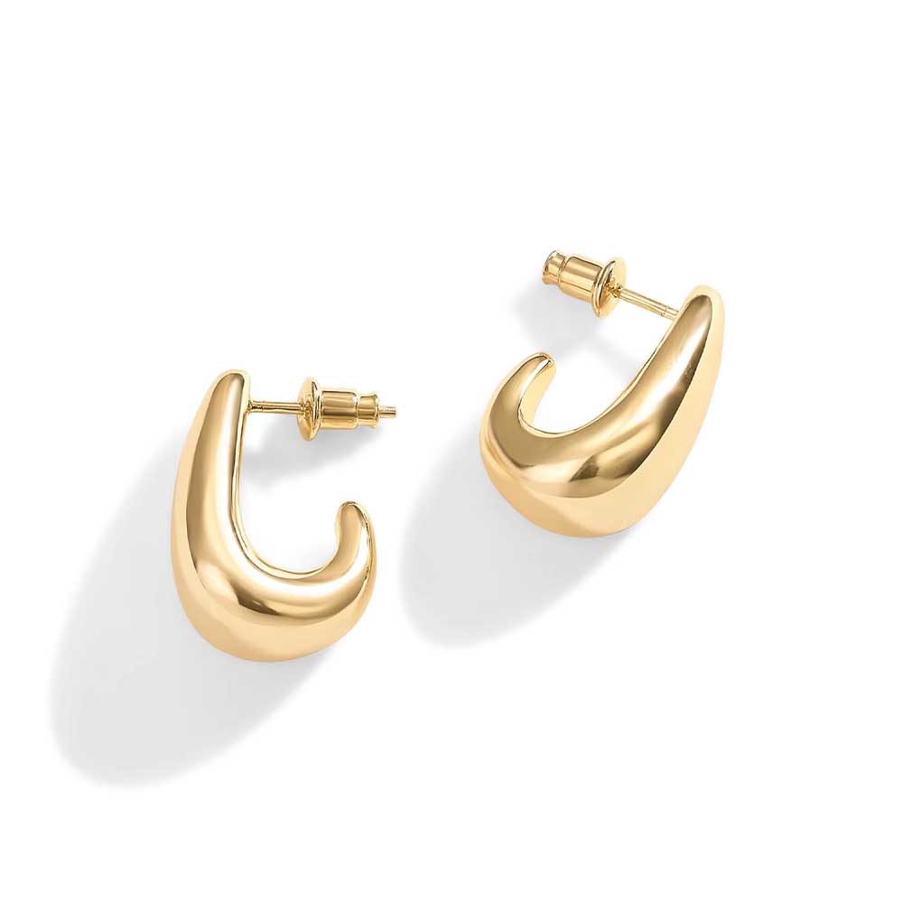 Jade Arc - Örhängen med trendig J-form