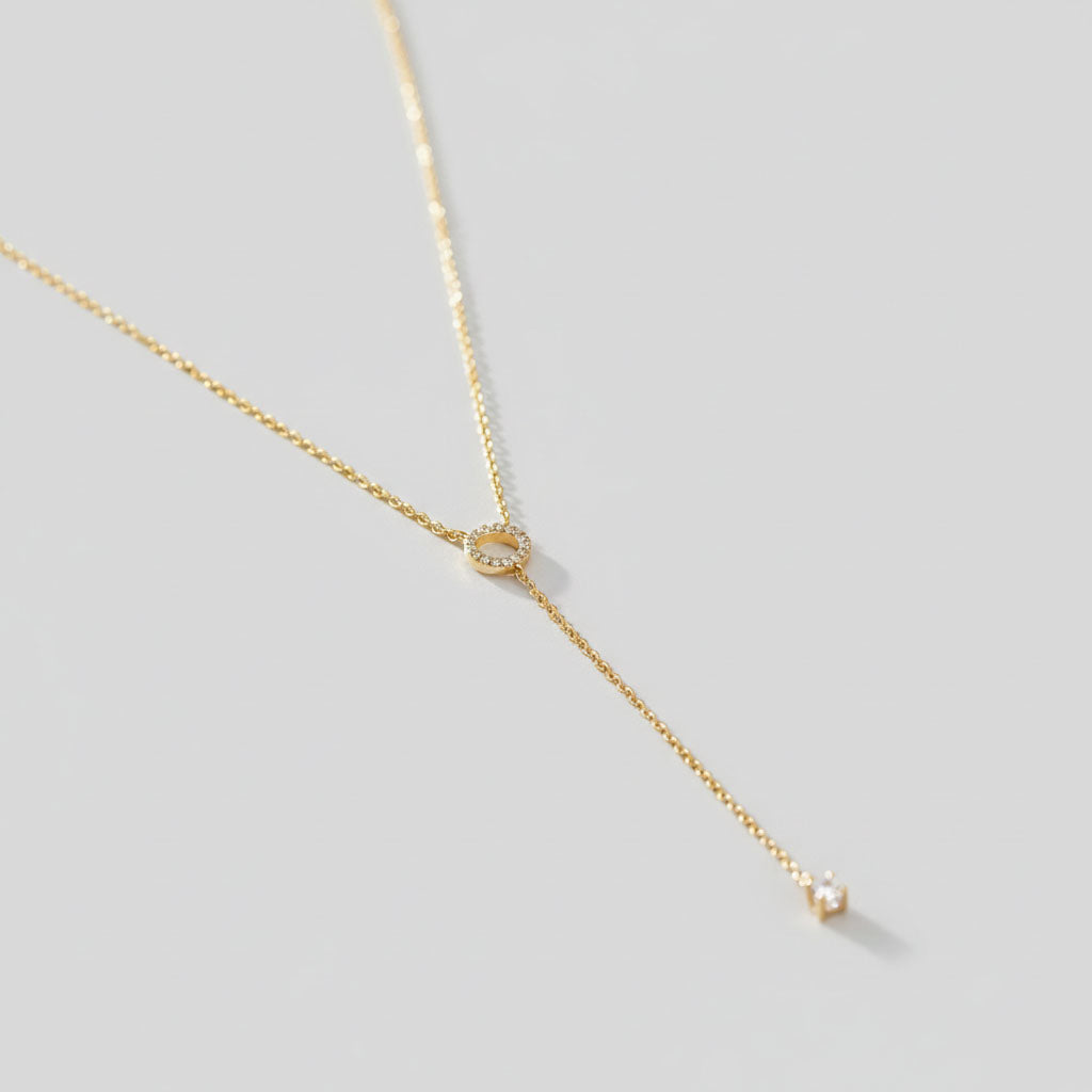 Kajsa - Halsband med längre hängsmycke