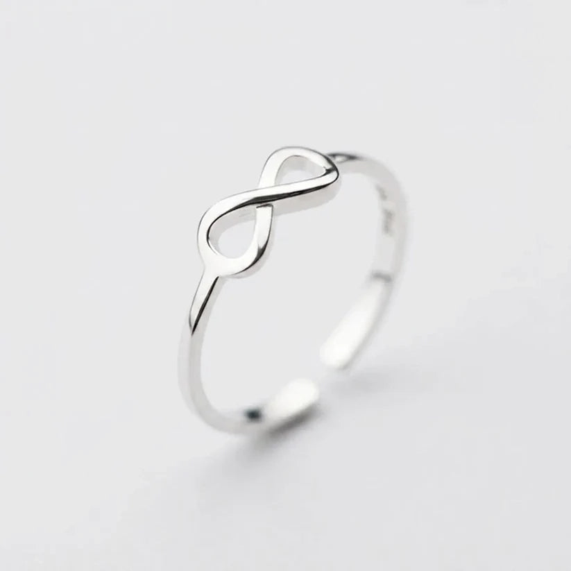 Lemniscate - Justerbar ring med infinitysymbol