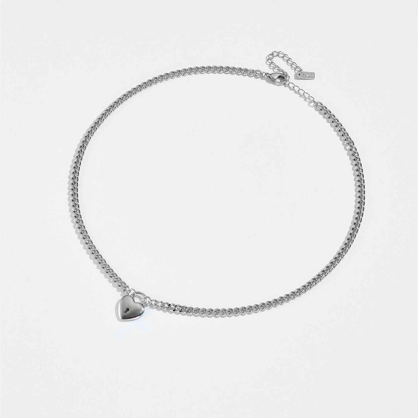 Locked Love - Chokerhalsband med grövre kedja och hänglås