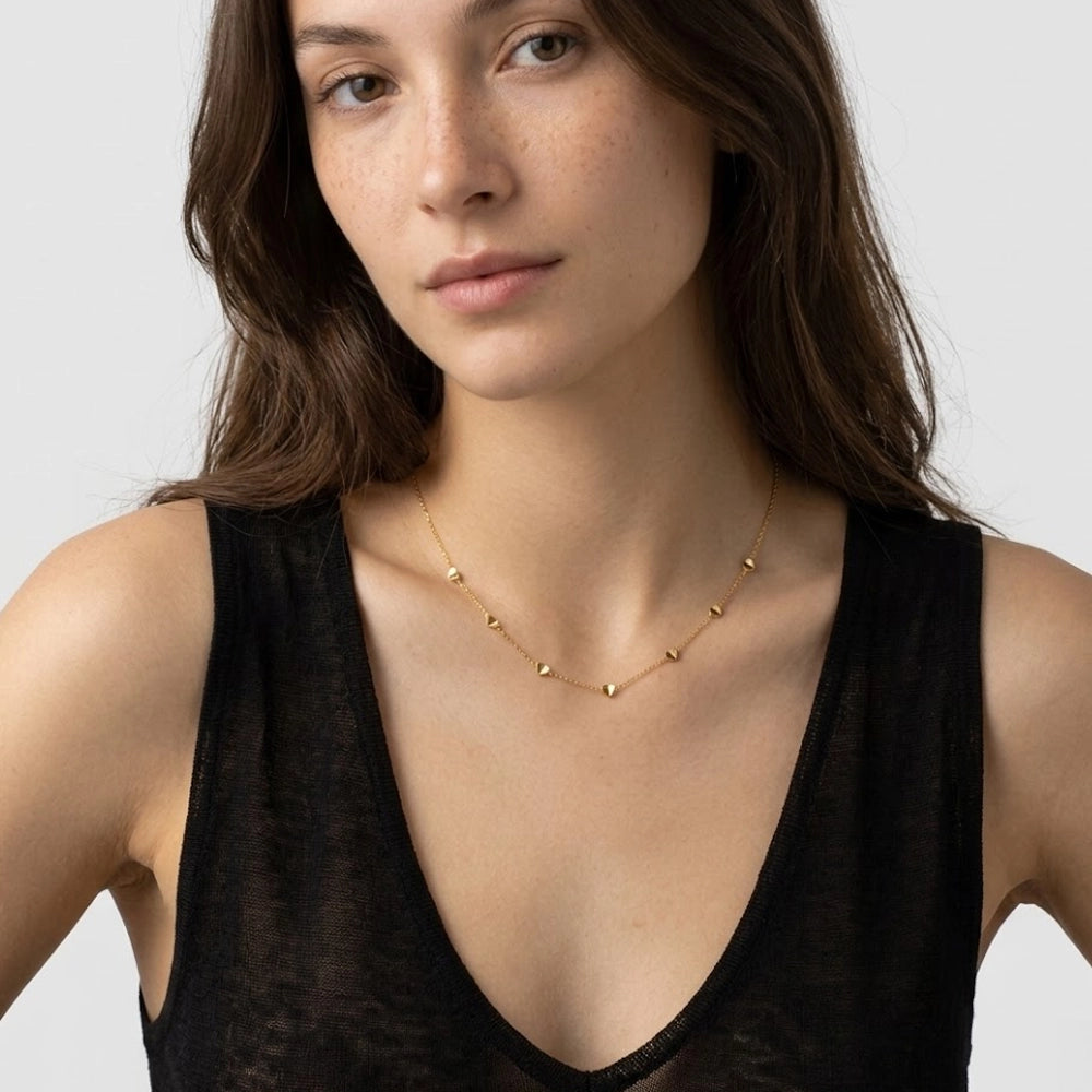 Lover's Link - Halsband med hjärtformade detaljer