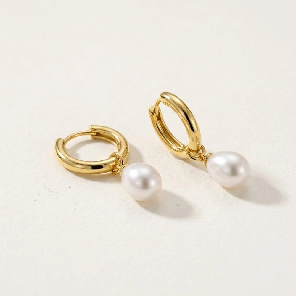 Lumo Pearl – Stilrena pärlörhängen