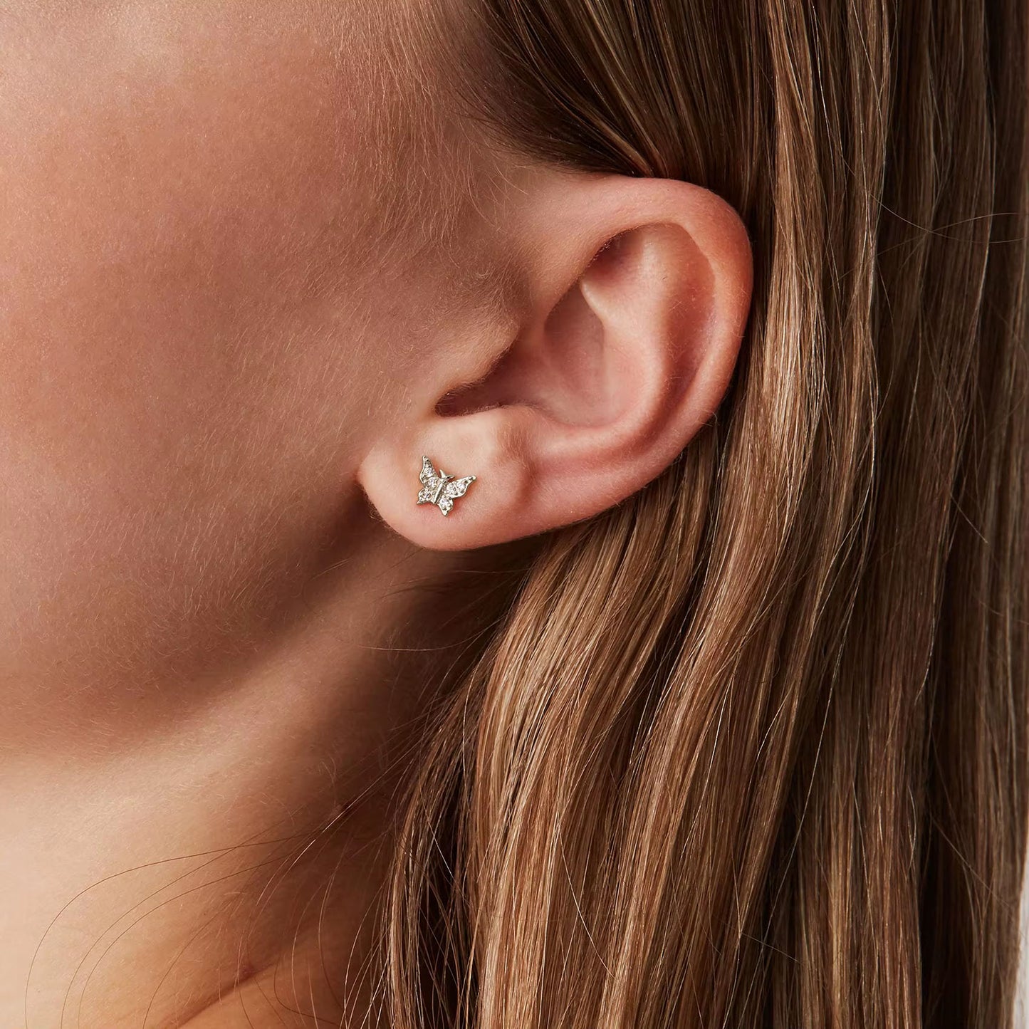 Lunelle -  Studs med glittrande fjärilar