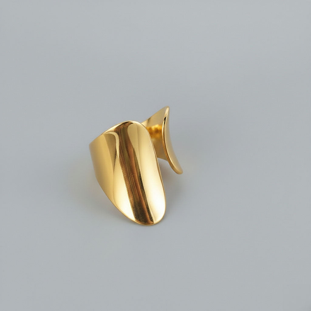 Lush – Ring med organisk form