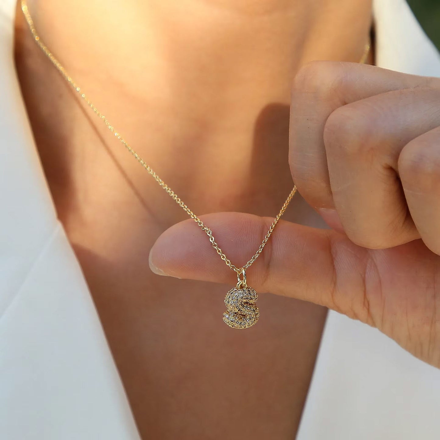 Luxe Initials - Halsband med chunky bokstavsdesign