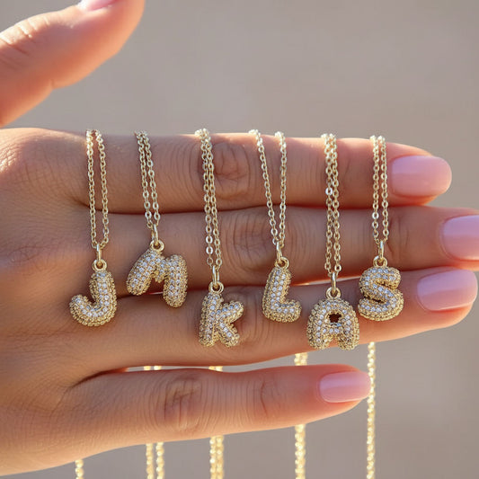 Luxe Initials - Halsband med chunky bokstavsdesign