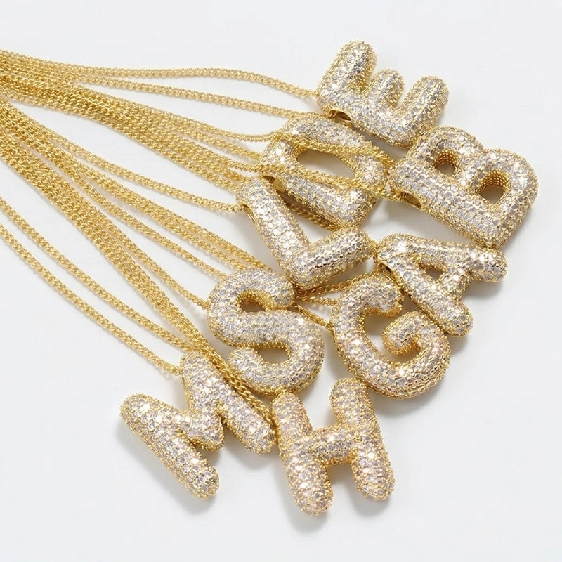 Luxe Initials - Halsband med chunky bokstavsdesign