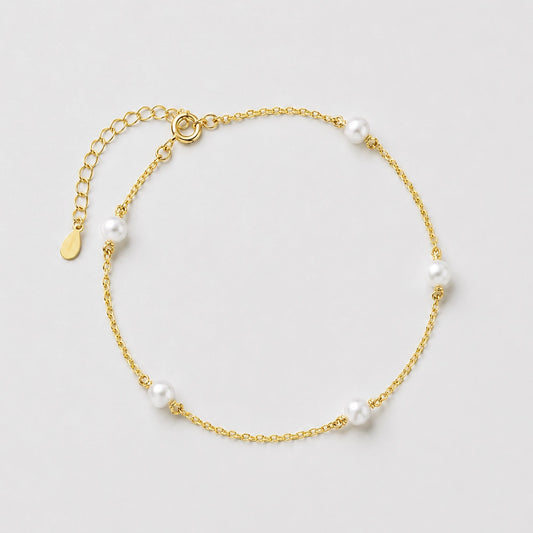 Mira – Armband med pärldetaljer