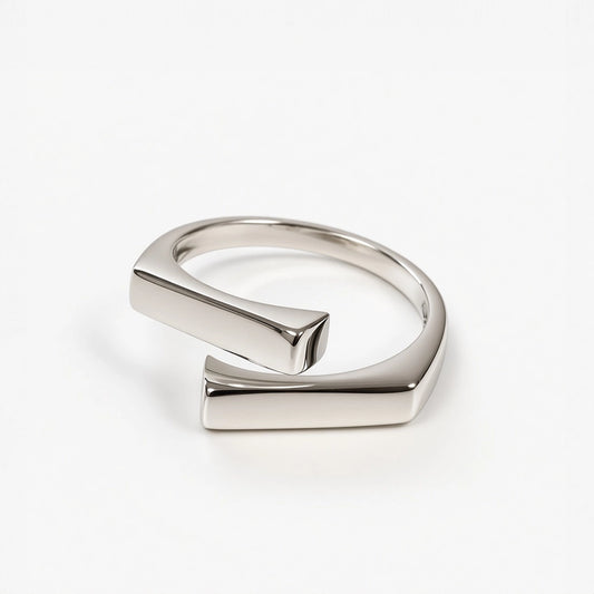 Modest – Justerbar ring med modern design