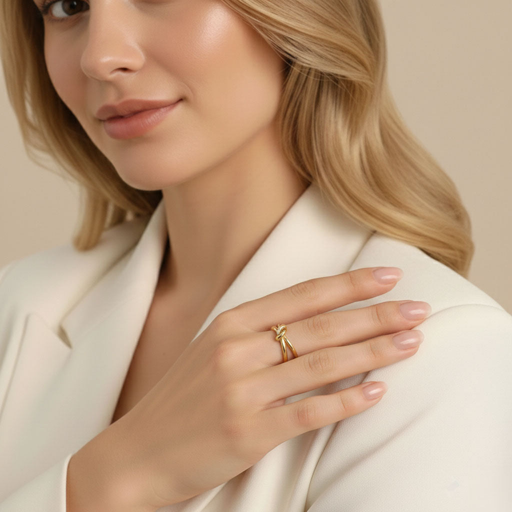 Molly - Justerbar ring med knut