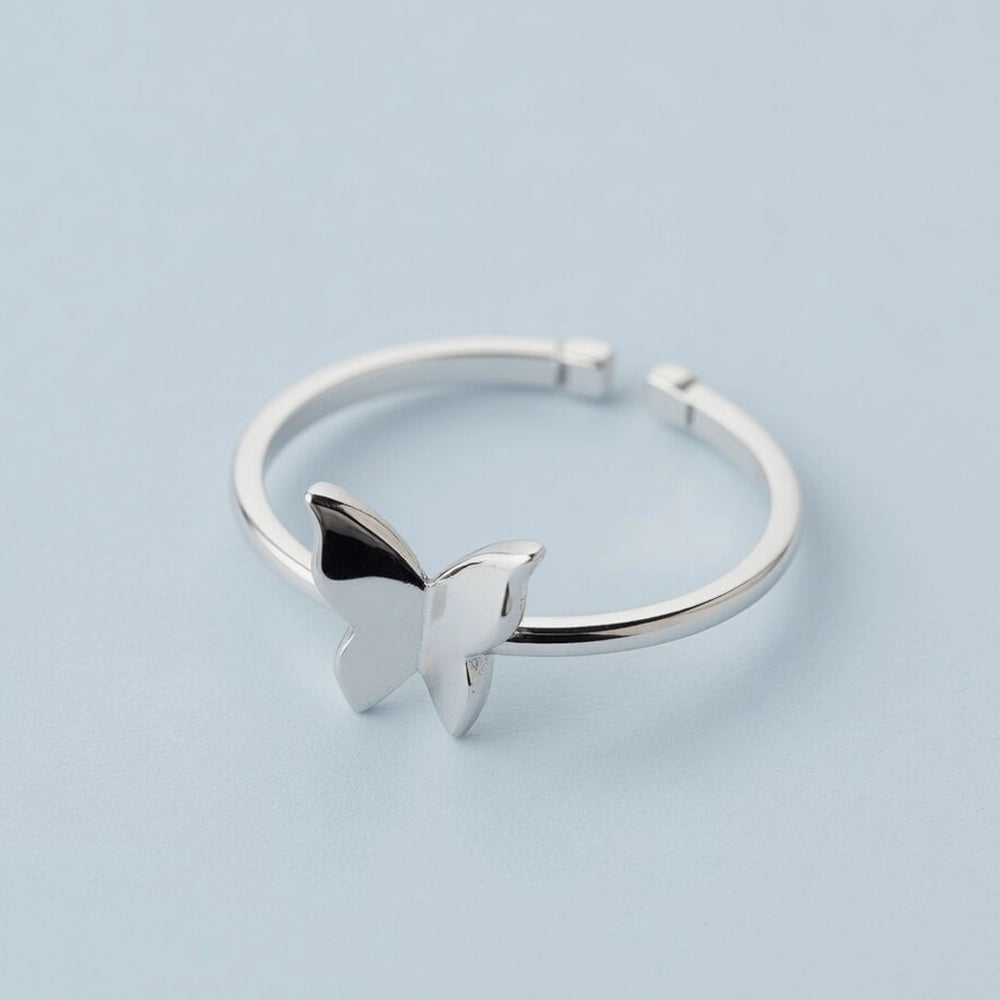 Nelia - Justerbar ring med fjäril