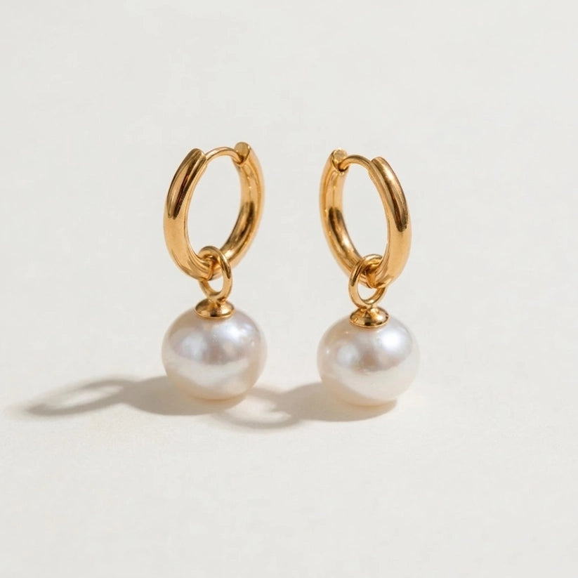 Pearly - Vintageinspirerade pärlörhängen