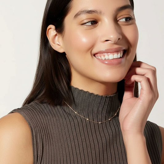 Sibylla - Halsband med små stenar