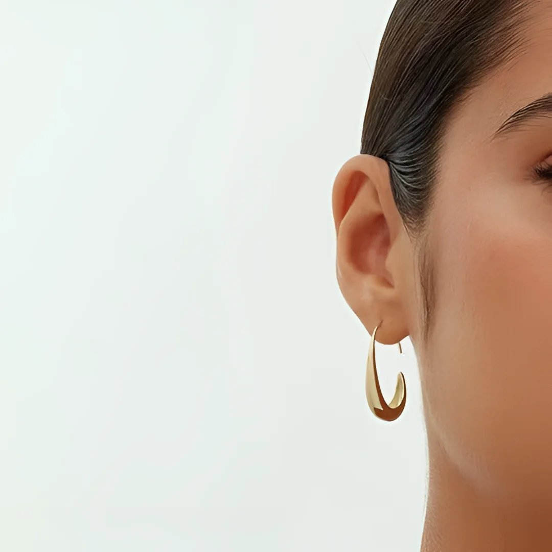 Simplicity - Trendigt J-formade örhängen