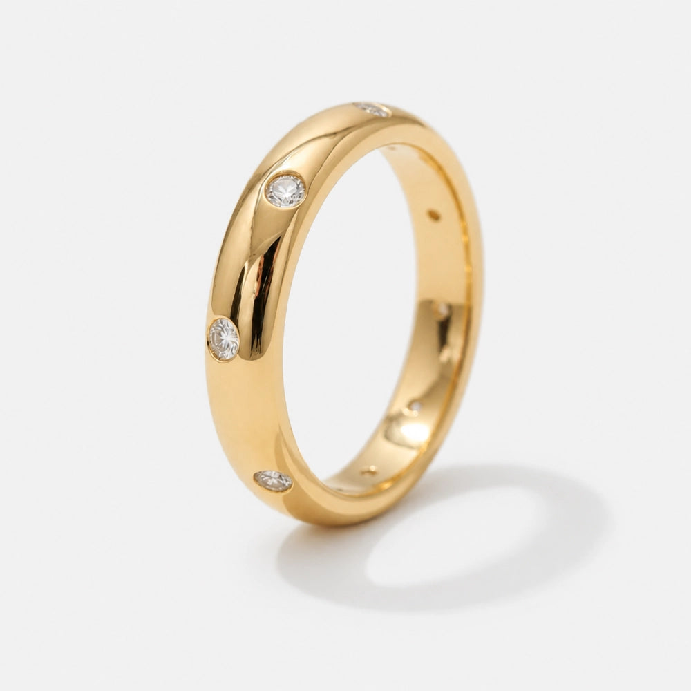 Stjärnklar - Ring med moissanite
