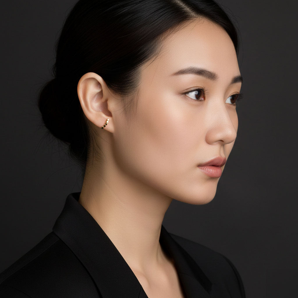 Tara - Eleganta studs med sammanlänkande cirklar