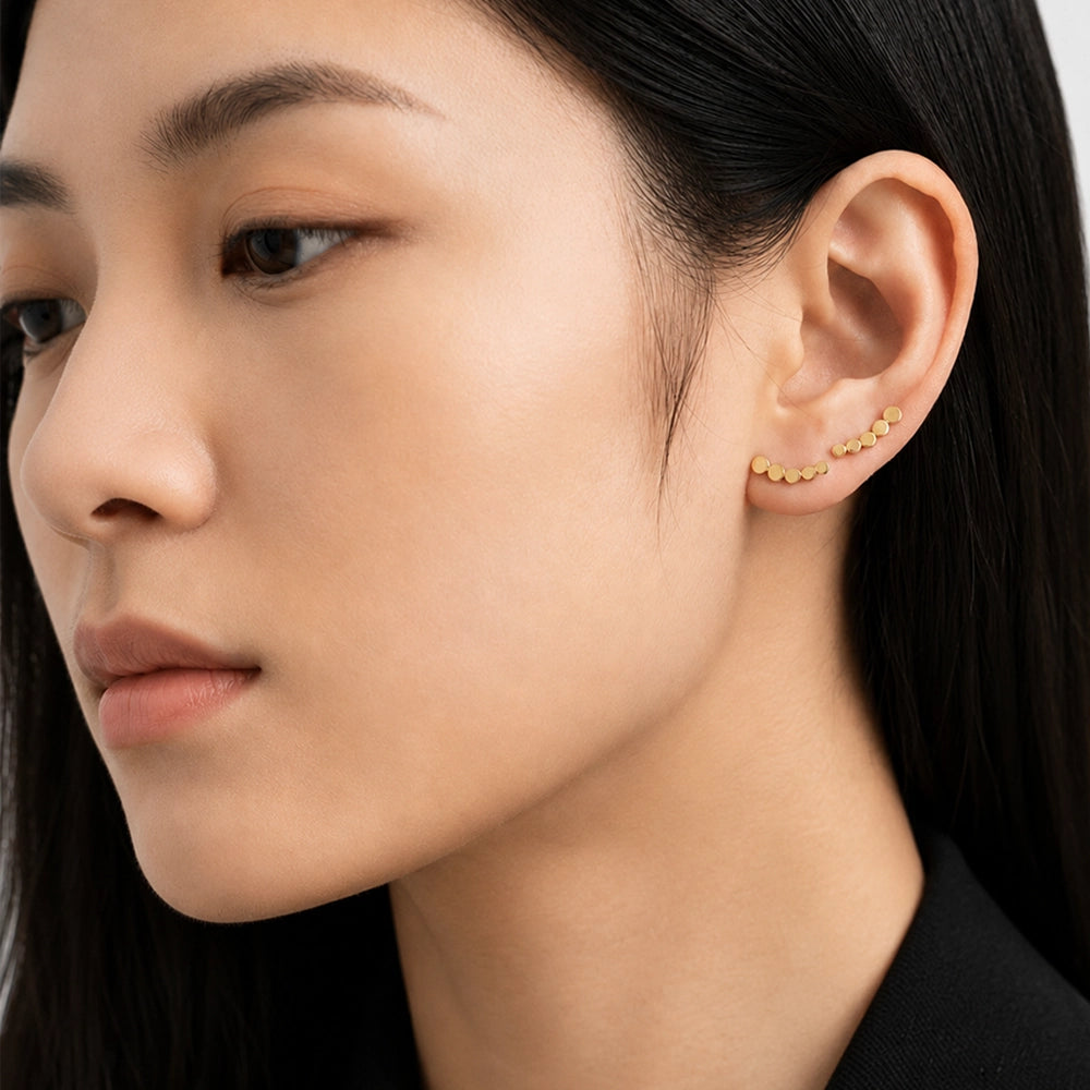 Tara - Eleganta studs med sammanlänkande cirklar