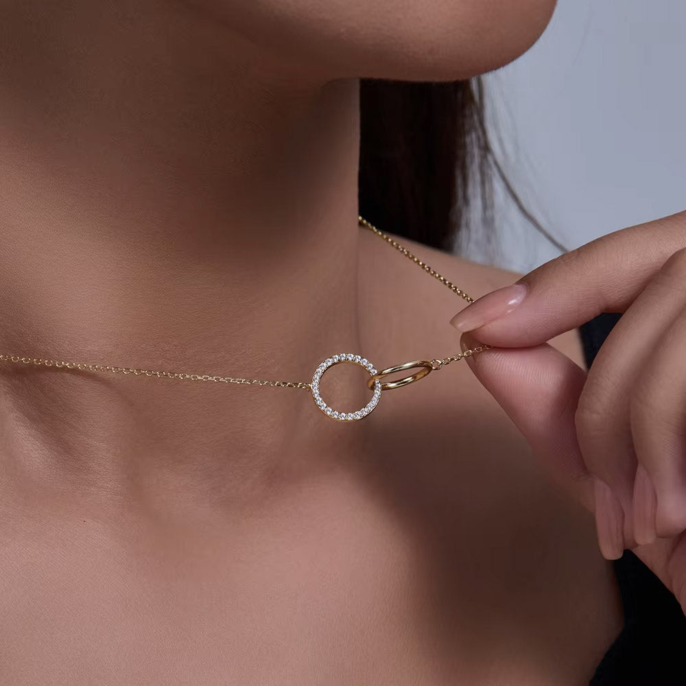 Unity - Halsband med symbolisk design