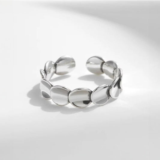 Vilja - Justerbar ring med sammanlänkande cirklar