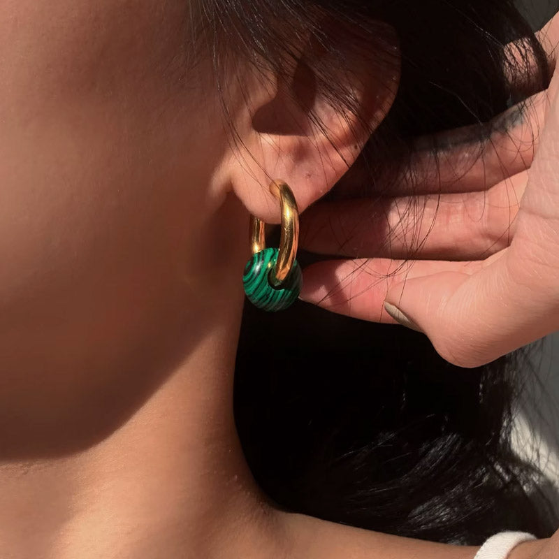 Yesica - Unika hoops med dekorativ sten