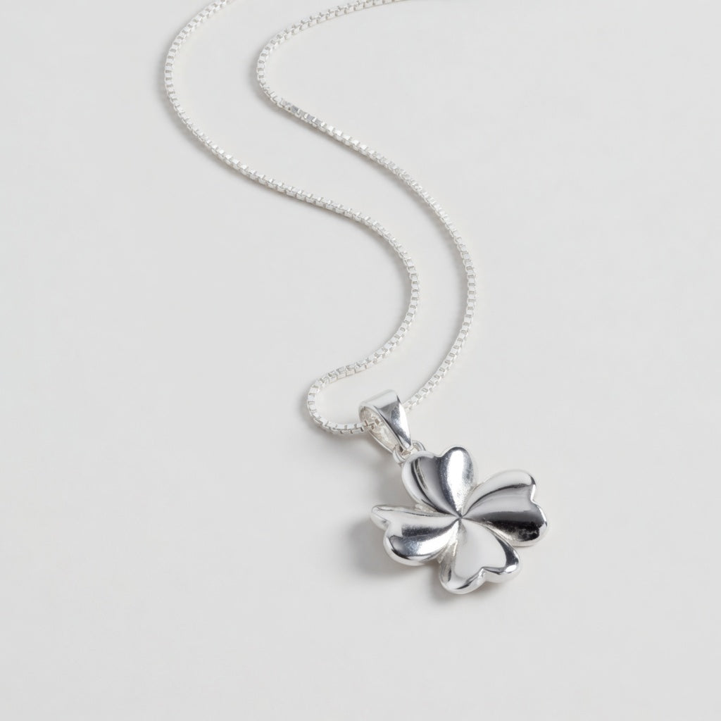 Lucky Clover - Halsband med fyrklöver